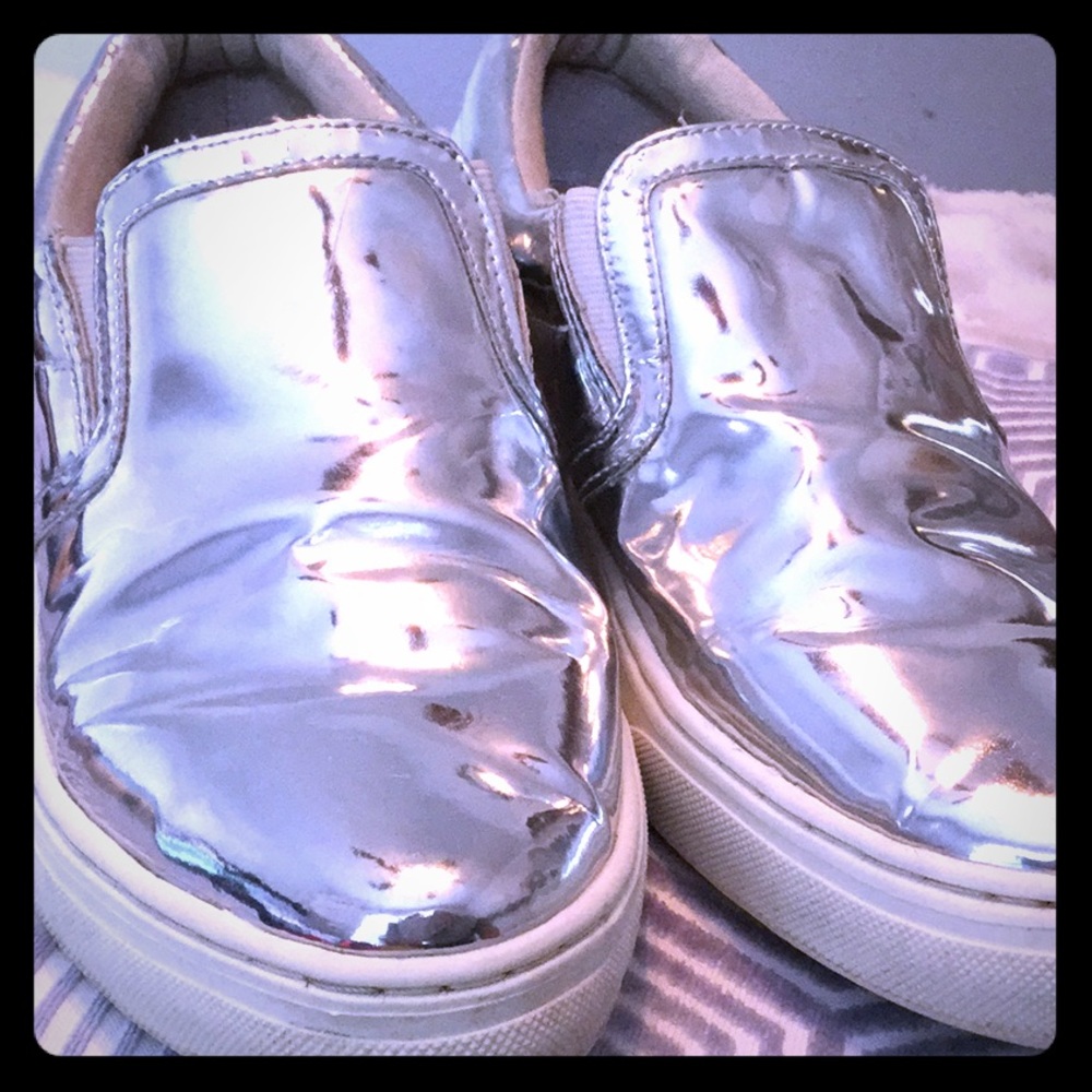 💿Soda Silver Pointed-Toe Slip-On Sneakers💿